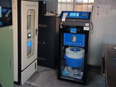 What is the working principle of the online AB bucket water quality sampler
